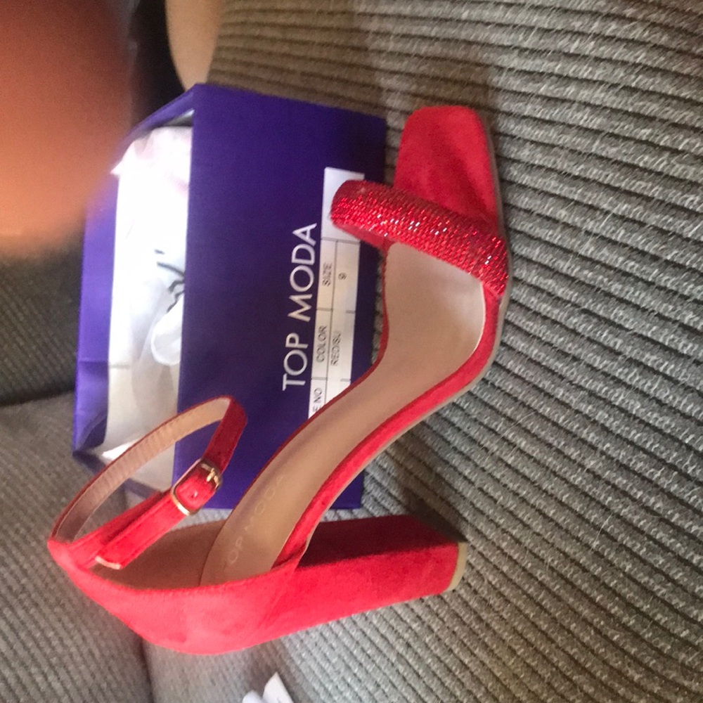 Top moda red ankle strap heels. Size 9